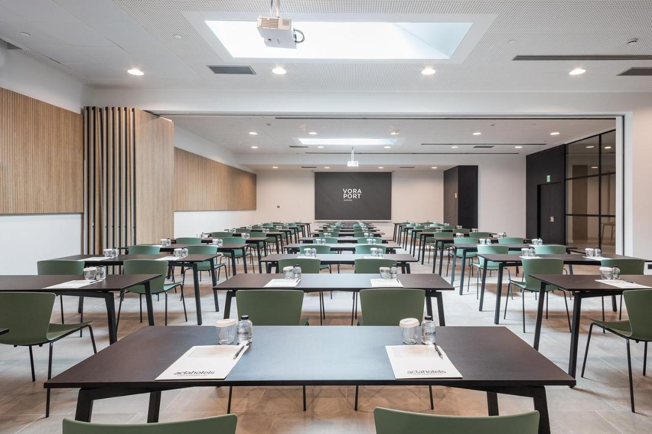 Acta Voraport Hotel 3*